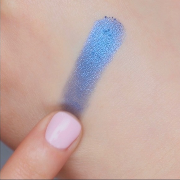 Space Case Eyeshadow - Picture 5 of 5